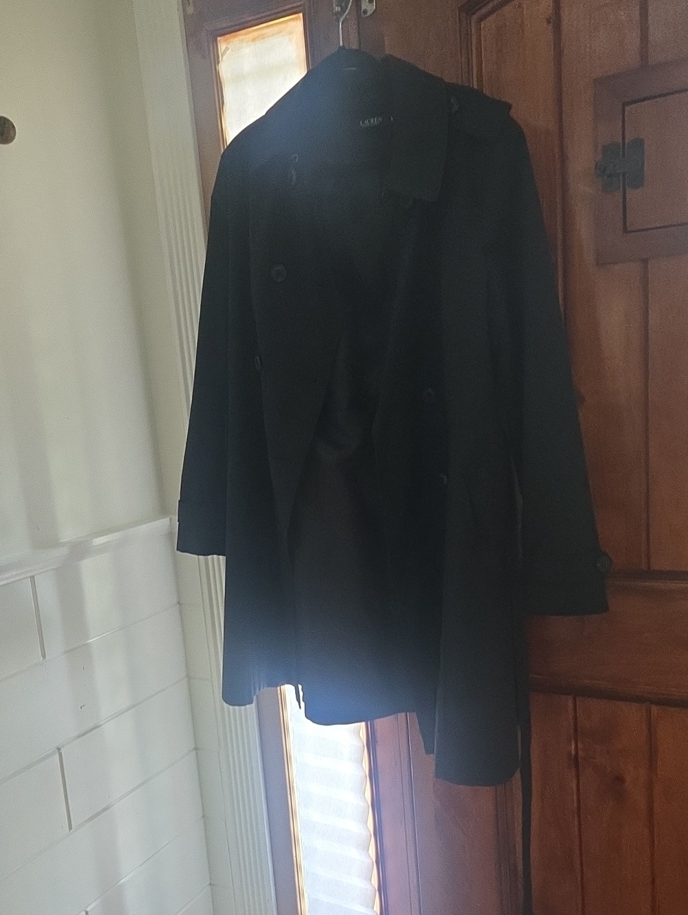 Ralph Lauren Black Jacket with Logo Label. Trenh Coat